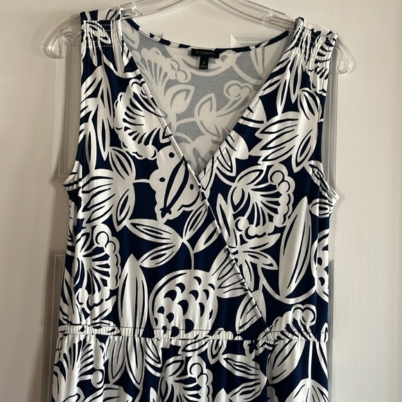 TALBOTS SIZE M V-NECK SLEEVELESS LONG DRESS. NAVY/WHITE - Picture 2 of 7